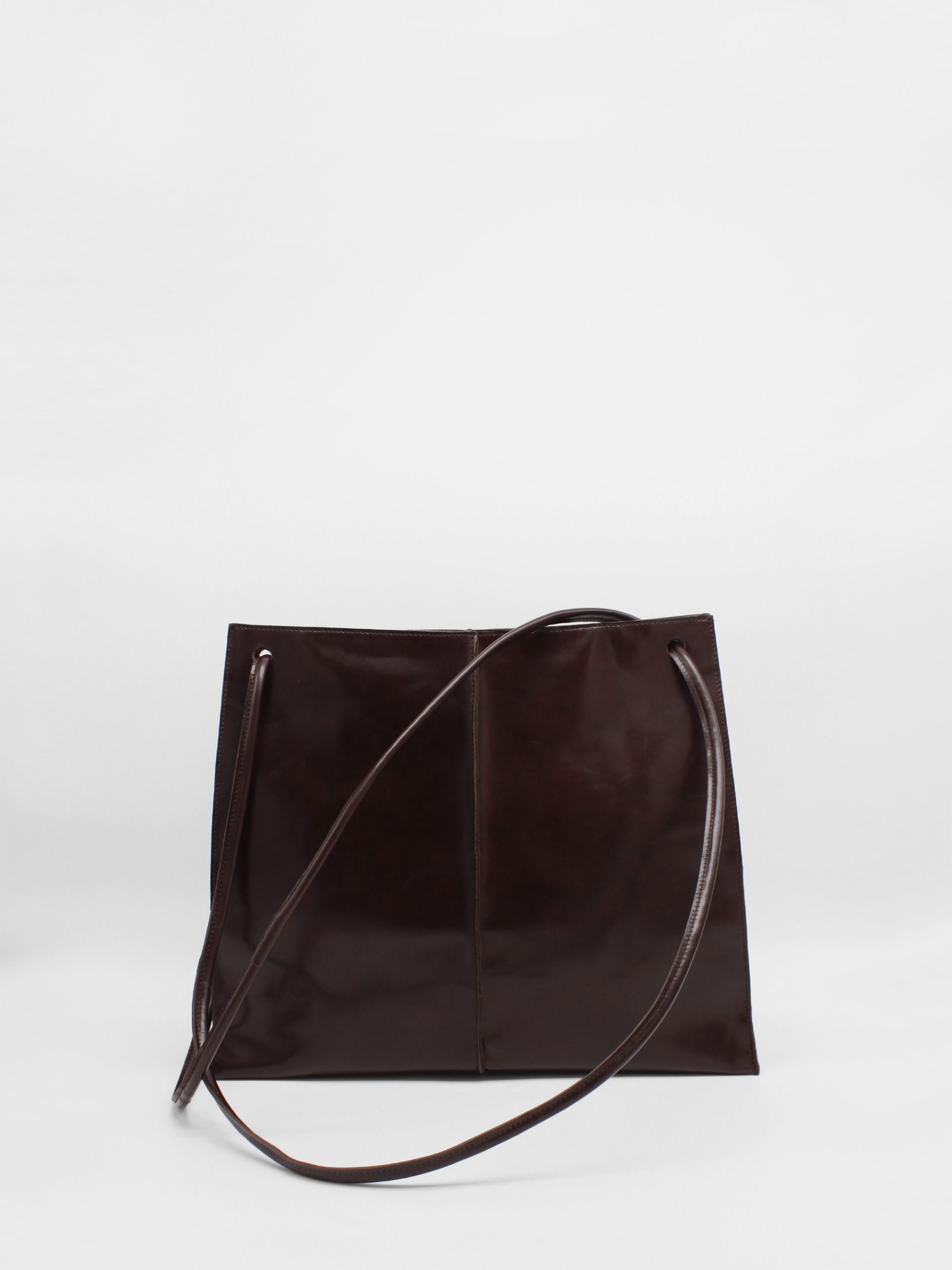 Gavina Ebony